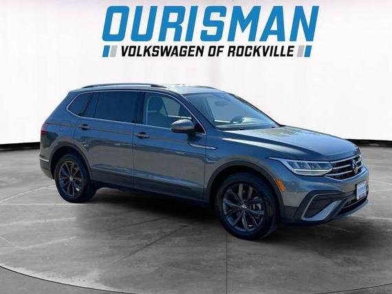 VOLKSWAGEN TIGUAN 4MOTION 2022 3VV2B7AX2NM035118 image